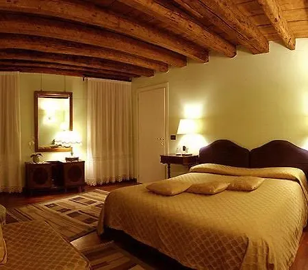 Ca Satriano Apartment Venice Room photo
